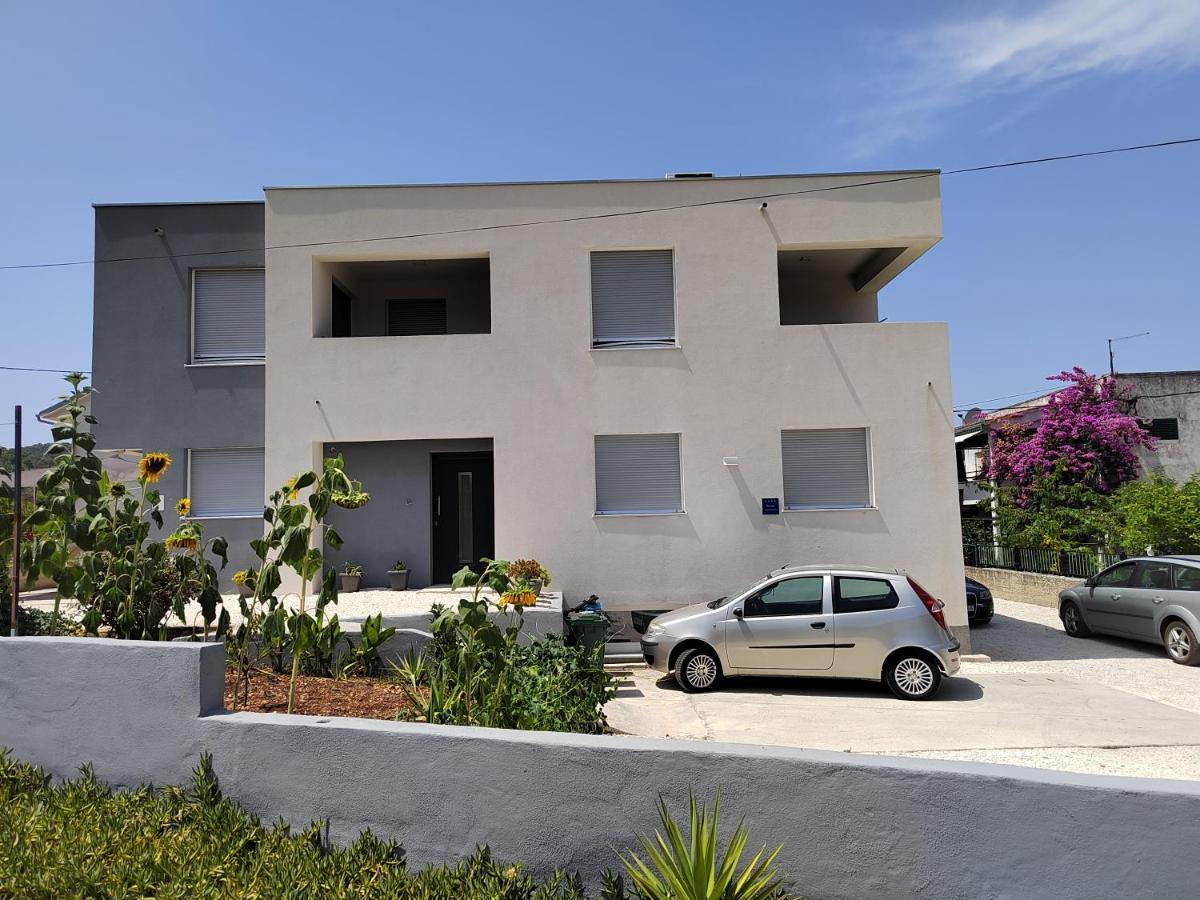 Ferienwohnung Tiamar Slatine Exterior foto